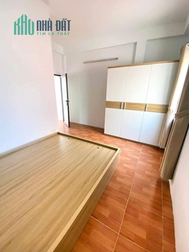 Bán Nhà Ngõ 488 Phố Trần Cung 52,5m2 x 4 tầng , 6 phòng ngủ khép kín , full nội thất, khách mua về