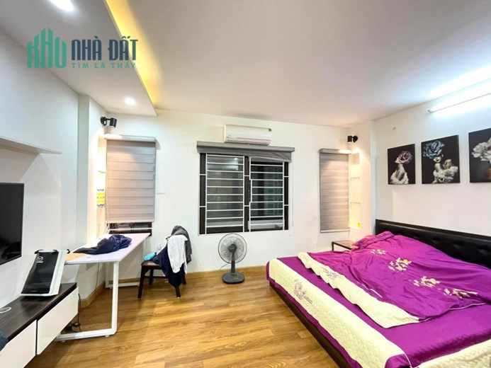 Bán Gấp Nhà Nguyễn Khang  – Tặng Toàn Bộ Nội Thất Siêu Đẹp – Ô tô Tránh – 4.95 Tỷ