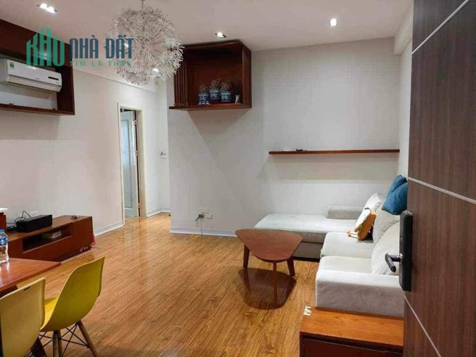 Bán căn hộ CC VP5 Linh Đàm 73 mét view hồ 2 tỷ 48