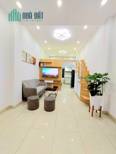 Bán căn tập thể phố Lê Thanh Nghị , 30m2 x 1,5 tầng , giá chỉ 1,3 tỷ