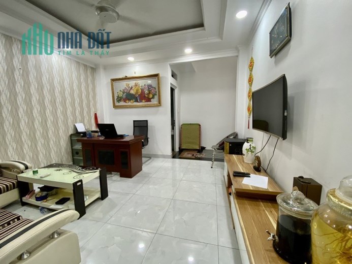 Bán Nhà HXH 4.1Mx14M 5Tầng Đường Phạm Văn Bạch Quận Tân Bình.