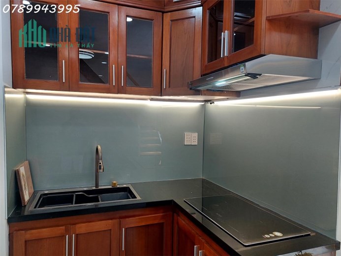 Bán nhà lê hồng phong, quận 10, 34m2, 3 lầu, 3pn, nhà mới chủ tặng nội thất, giá 4tỷ35