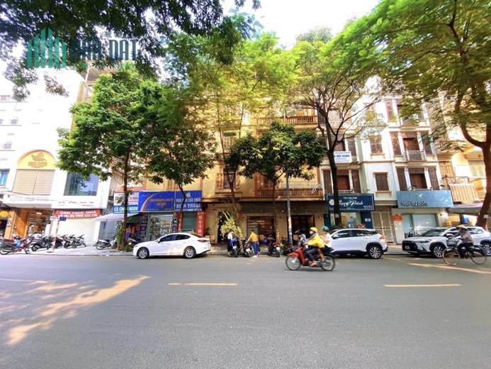 Bán nhà mặt phố Giang Văn Minh, mặt tiền khủng 16m, kinh doanh đỉnh , 60m, 5 tầng, nhỉnh 30 tỷ