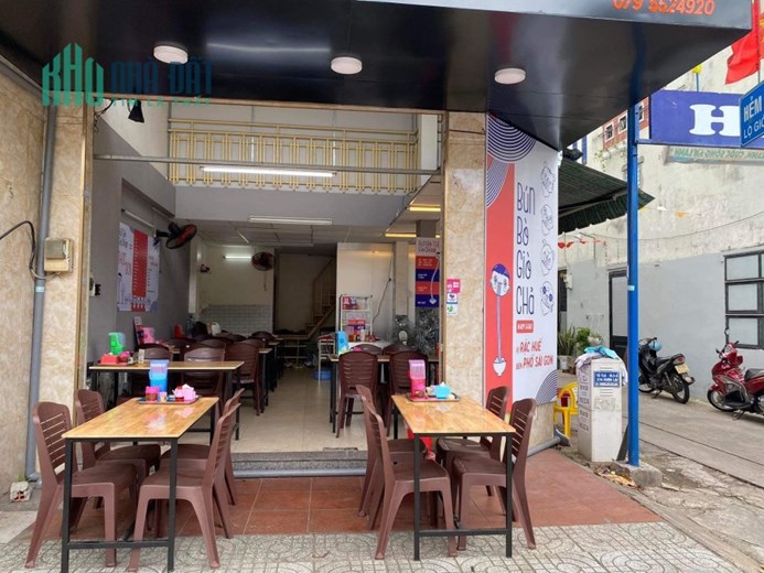 Quán mới làm lại hoàn toàn do con nhỏ phải về quê nên mình cần nhượng lại đường Vườn Lài
