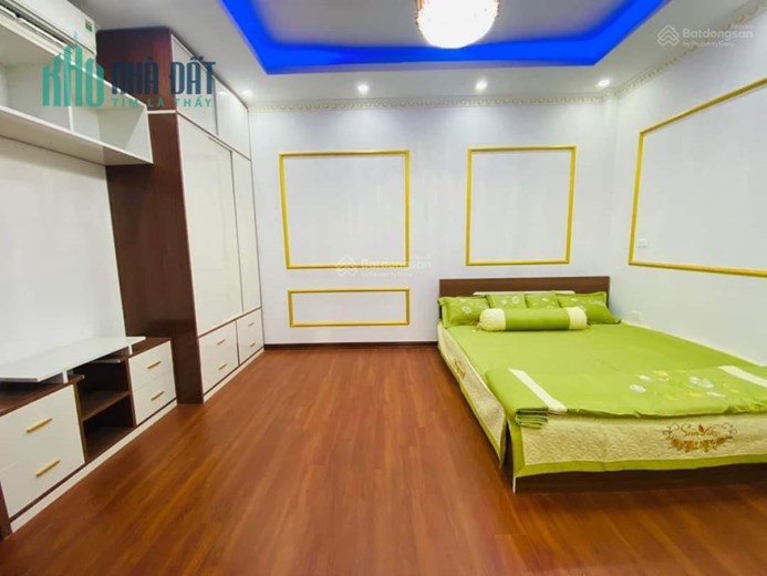 Gấp! Bán nhà dịch vụ Vạn Phúc, Hà Đông, kinh doanh, phân lô vỉa hè 43m2 x 5 tầng. Giá chỉ 8 tỷ