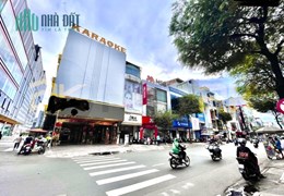 Bán toà nhà 6 Tầng Mặt tiền Bùi Đình Tuý - gần Nơ Trang Long, DT: 6.5/8x22m, giá 33.5 tỷ.