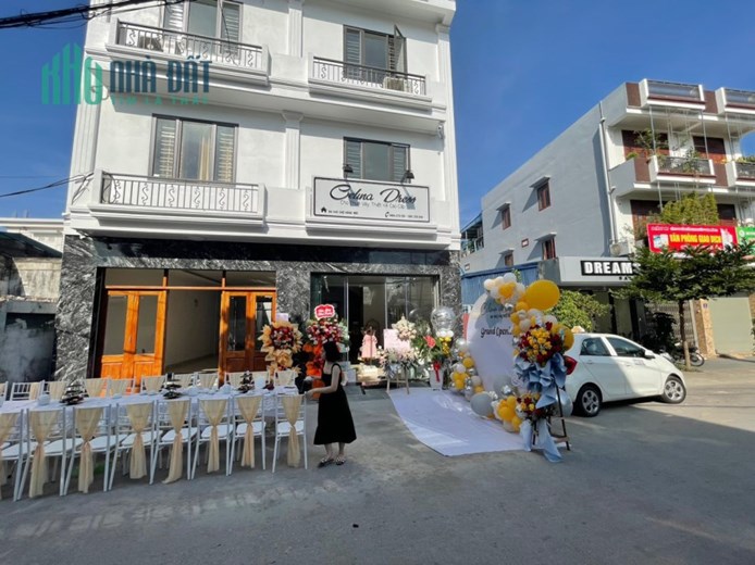 Bán Mặt đường - lô góc phân lô chợ Hàng , tuyến 2 Hồ Sen 1 lô duy nhất
