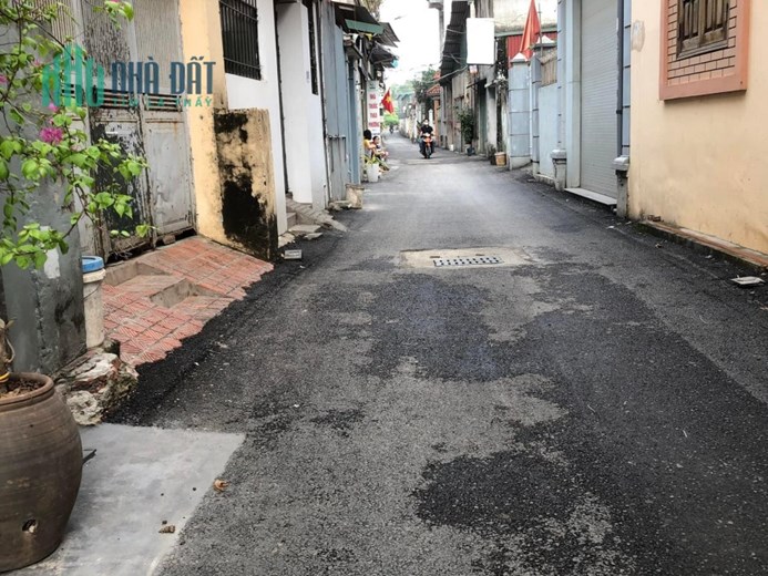 Bán đất Khuyến Lương, Hoàng Mai, tặng nhà trọ cấp 4, ô tô đỗ cửa, 70 m2, 5 tỷ