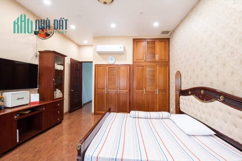 Định Cư Pháp Bán Gấp Nhà Mặt Tiền Thoại Ngọc Hầu, Víp Tân Phú, 155m2, Nhỉnh 16 Tỷ TL.