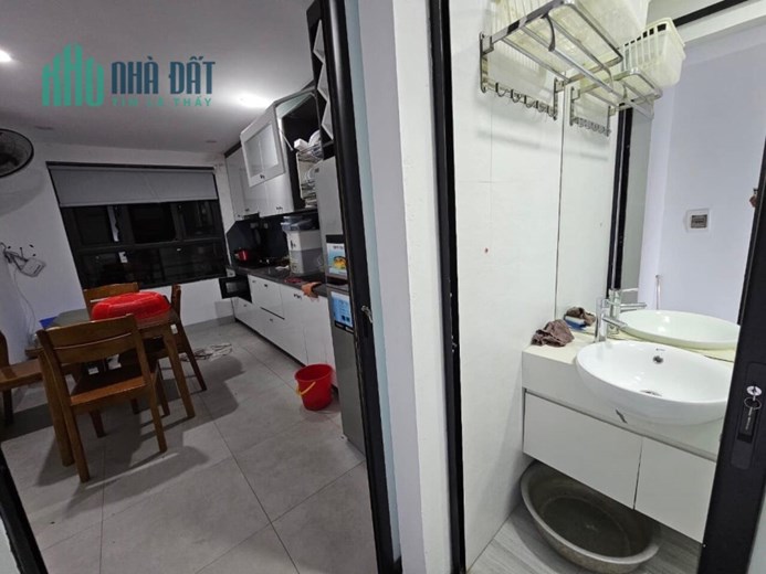 Nhỉnh 2Tỷ Có Ngay Hộ Khẩu Quận Trung Tâm Hà Nội Nhà Siêu Đẹp Cách Ô TÔ Vài Bước Chân.