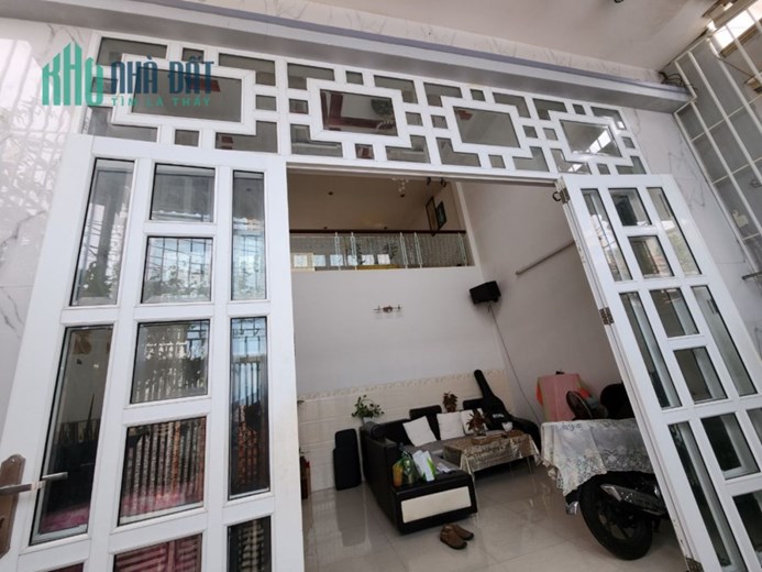 Bán Nhà 2 Tầng 1 Tum TTTP Nha Trang, Hẻm Tân An, Phước Hải. Giá 4 tỷ