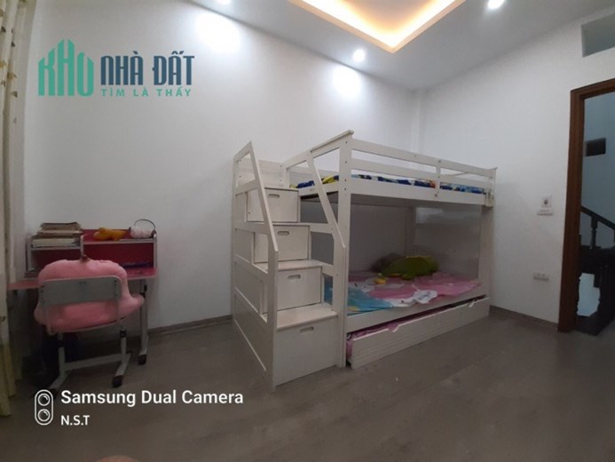 Bán nhà đường Trần Phú, quận Hà Đông. 37m2 x 4T. Ô TÔ. Gần Phố. Hơn 4 Tỷ. 0968084286