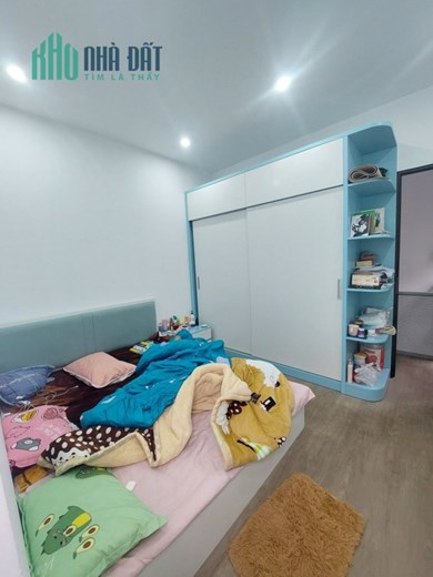 Bán nhà Đội Cấn, 30m2, 3 tầng, 3.1 tỷ.