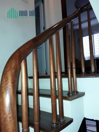 Bán nhà ngõ văn chương,đống đa dt 38 m2,xây 3 tầng ,ngõ 2 xe máy ,cách ô tô 40m giá 3,7 tỷ