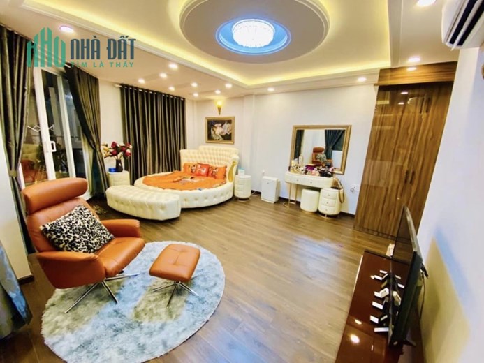 252.27m2 sử dụng đa năng với thiết kế theo phong cách hiện đại, full nội cao cấp , tận hưởng không