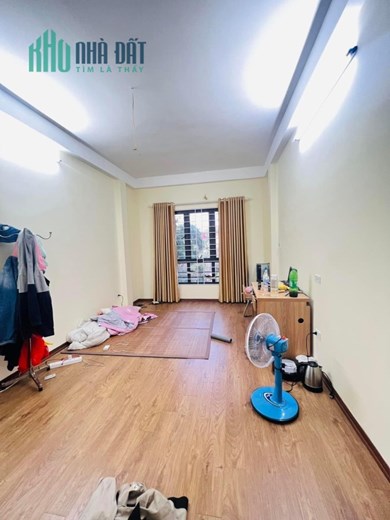 Bán nhà Hoàng Hoa Thám, 5 tầng, 4.65 tỷ.