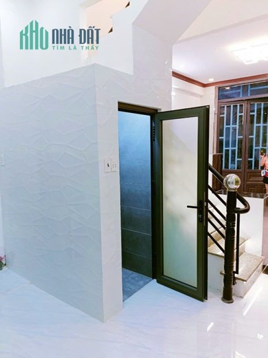 🌹🌹 Bán nhà mặt tiền Chiến Lược