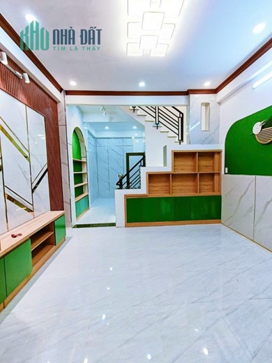 🌹🌹 Bán nhà mặt tiền Chiến Lược