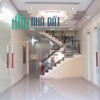 Bán nhà tuyến 2 Ngô Gia Tự, diện tích 56m 4 tầng GIÁ 4.75 tỉ ô.tô đỗ cửa 24h