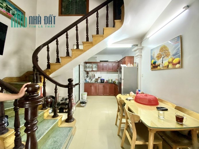 Bán nhà mặt đường Đồng Thiện gần ngay AEON giá chỉ 4.5 tỉ