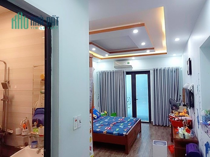Bán nhà phố Thiên Lôi, 63m 4 tầng độc lập ngõ ô.tô GIÁ 5 tỉ gần Hoàng Huy