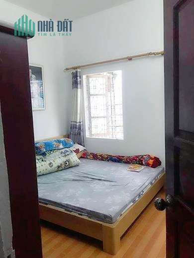 Bán nhà ngõ 128 An Đà, diện tích 67m 2 tầng GIÁ 2.69 tỉ có sân cổng riêng