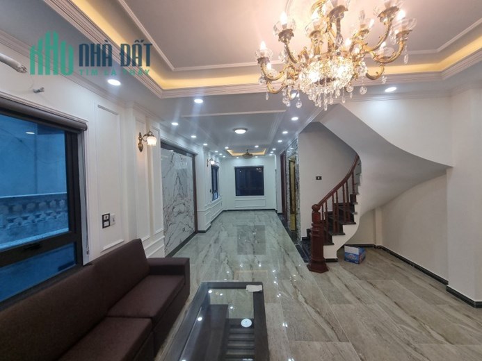 Bán nhà Doãn Kế Thiện, Cầu Giấy. 53mx7; MT 4.8m; TM; Giá 18 tỷ.