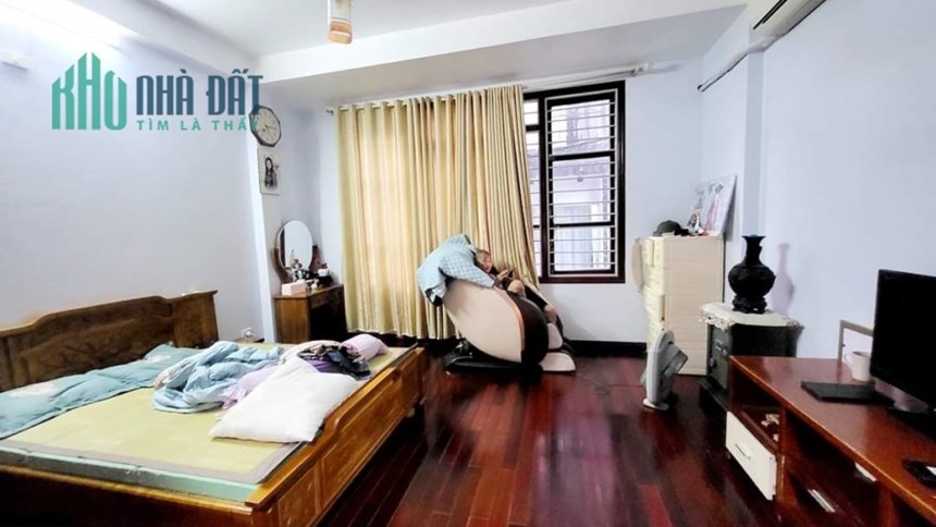 BÁN NHÀ KV NGUYỄN AN NINH, HOÀNG MAI. DT 33M 4 TẦNG. MẶT NGÁCH THÔNG. Ô tô cách nhà 8m. Chỉ 3 Tỷ