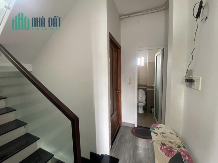 BÁN NHÀ 200M RA ĐƯỜNG PHẠM VĂN ĐỒNG P.LINH TÂY TP. THỦ ĐỨC 4PN-3WC- CHỈ NHỈNH 3 Tỷ