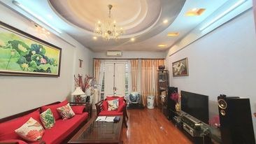 BÁN NHÀ VỊ TRÍ ĐẮC ĐỊA, GẦN PHỐ, VỈA HÈ, Ô TÔ TRÁNH, KINH DOANH ĐỈNH PHỐ HUỲNH THÚC KHÁNG.
