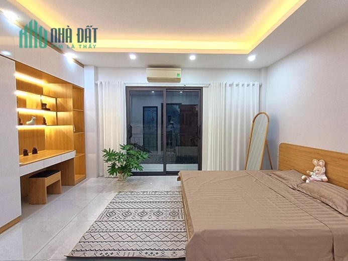 Nhà 5 tầng 3 ngủ Dtsd 35m, giá nhỉnh 4 tỷ.
