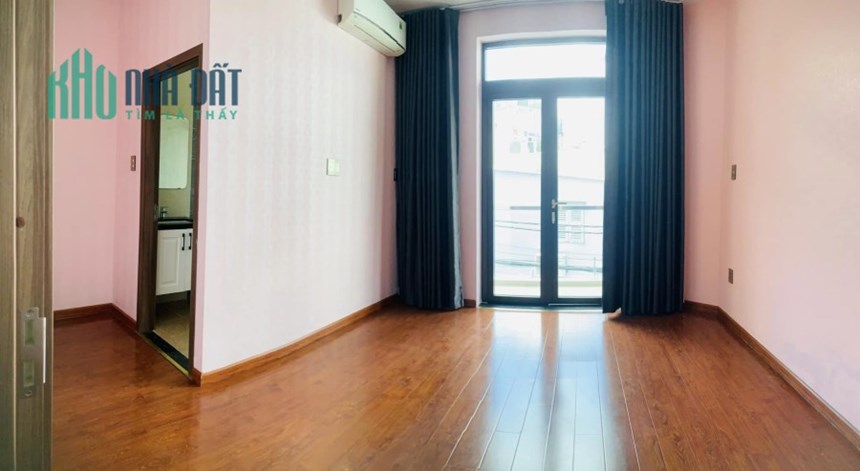 Biệt thự phố , MT lùi cách Âu Cơ chỉ 100m, 80m2 ngang khủng chỉ 10.X tỷ