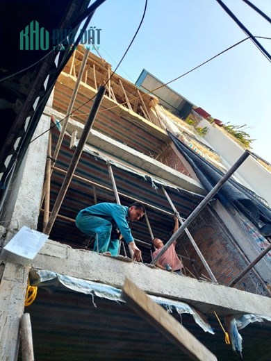 TẦM TIỀN NHỈNH 4 TỶ MÀ MUA CĂN NHÀ MỚI TOANH VÀI BƯỚC CHÂN RA PHỐ THẠCH BÀN CỔ LINH NGỌC TRÌ THÌ