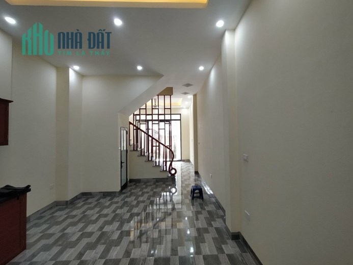 Bán nhà mới 4 tầng Ngọc Trì ,Long Biên 50m2,Mt 3.8m,ngõ thông giá 4tỷ