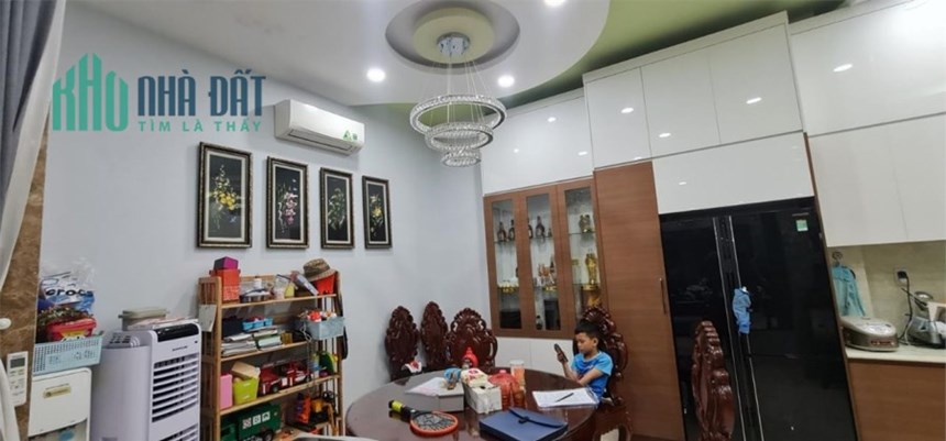 Mặt tiền đường kinh doanh 104m ngang hiếm 7.5m Gần Hoàng Diệu 2