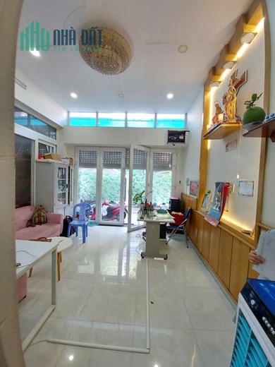 Nhà đẹp Lê Trọng Tấn, XH vào nhà, 4 tầng 4PN,  Chỉ 5.5 tỷ, giá cực tốt