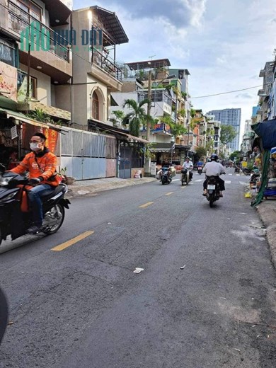 Nhà Bán mặt tiền kinh doanh NhậtTảo Phường 8 Quận 10 4 tầng3PN Sân thượng