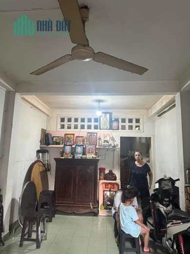 Bán Nhà Đường Hà Tôn Quyền - Q.11 - MẶT TIỀN THỤT - GIÁP Q.10 - 46M2 - 3 TẦNG - GIÁ  5,2 TỶ