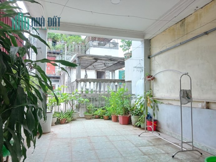Bán gấp Thượng Thanh 55m2, hơn 4 tỷ Long Biên Hà Nội