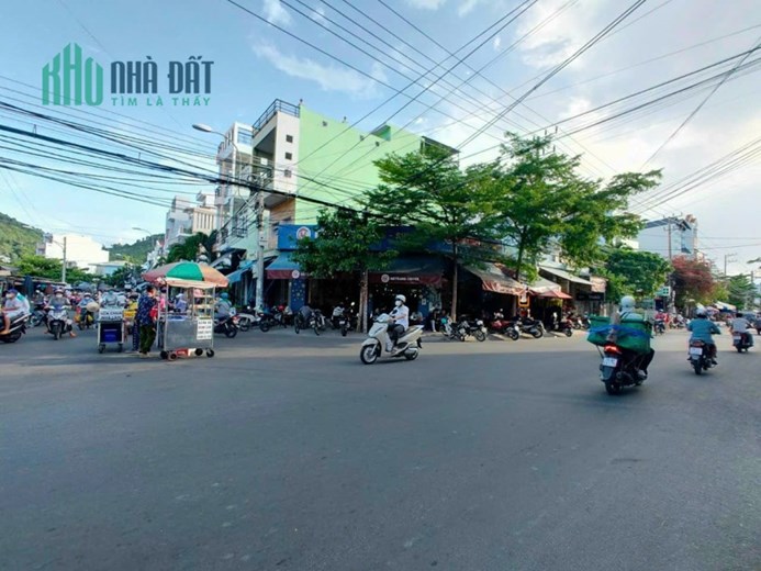BÁN NHÀ GẦN BIỂN VÀ CHỢ VĨNH HẢI NHA TRANG KHÁNH HÒA