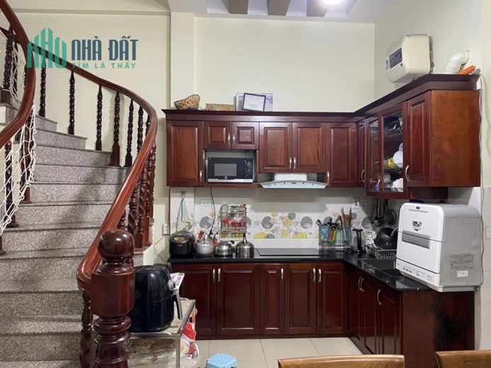 Bán nhà phố Trần Duy Hưng Cầu Giấy 60m2, 5 tầng ngõ thông chỉ với 7tỷ