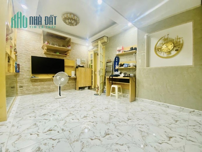 💥Tập thể Nam Thành Công 60m 2PN mặt phố Hoàng Ngọc Phách, Đống Đa, 2.35 tỷ💥