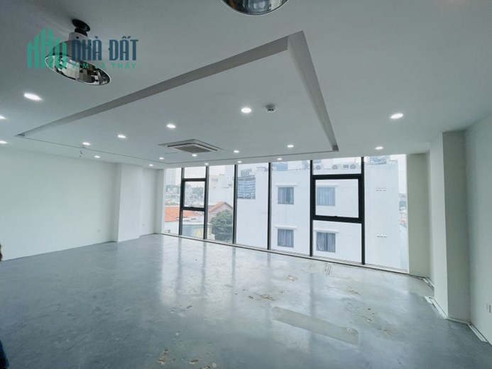 Văn Phòng Tiện Lợi Tại Khu Vực Sân Bay - Mở Cửa Cơ Hội Mới