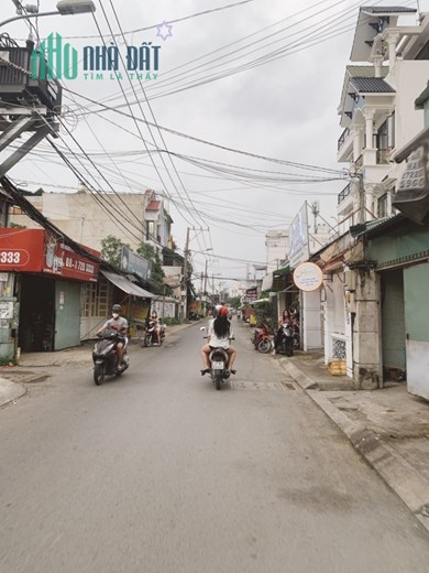 Chỉ 4.5 tỷ- 80m2(5*16) -2 tầng- Ô tô đến nhà-Hiệp Bình Chánh-Thủ Đức