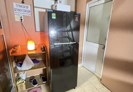 Nhà MT kinh doanh đa ngành nghề, sát Phú Nhuận, cách sân bay 10 phút.