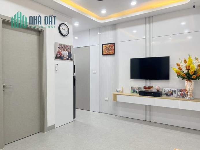 Chung cư 2N2VS phố Minh Khai, full đồ tìm chủ