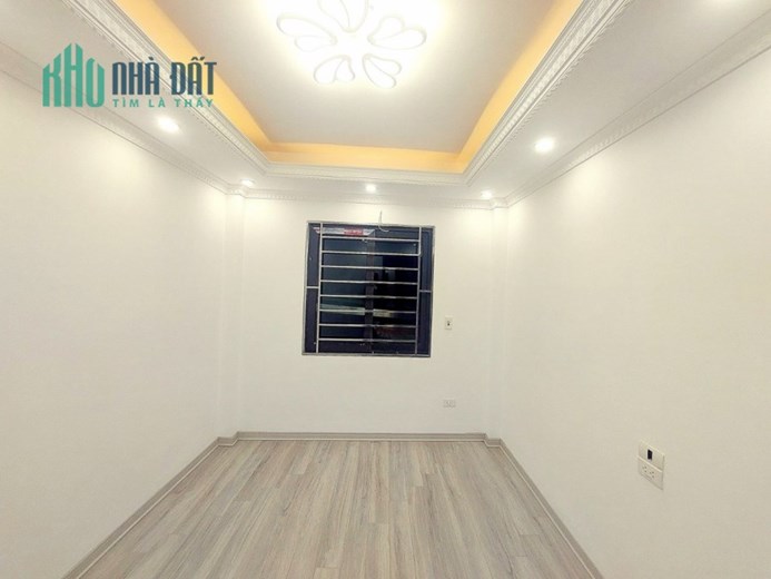 Bán Nhà Nguyễn Đức Cảnh 48m2 giá 4 tỷ 2 Ngõ Thông, Ô tô, Kinh Doanh.