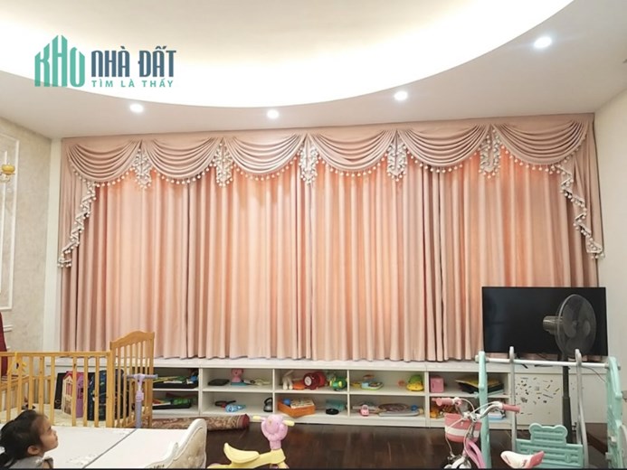 Chính Chủ Cần Sang Nhượng Cửa Hàng Rèm Cửa Vị Trí Đẹp Tại Quận Tây Hồ - Hà Nội
