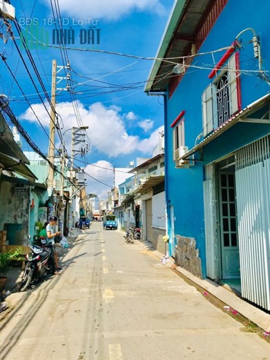 Bán nhà Lê Đình Cẩn quận Bình Tân 8.5 x11 sổ hồng riêng gần khu Tên Lửa.
