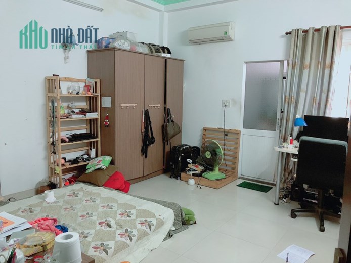 Bán nhà Mặt tiền Hồng Lạc - gần Ni Sư huỳnh Liên, DT: 4.3x14m, 2 tầng - 3PN, giá 11.7 tỷ